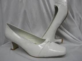 2.25" Grace -- Women's Dress Shoes -- White Patent Cool Pace