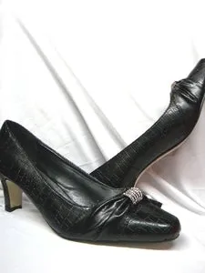 2.75" Gabriella -- Women's Dress Shoes-- Black Croc Print French Mood