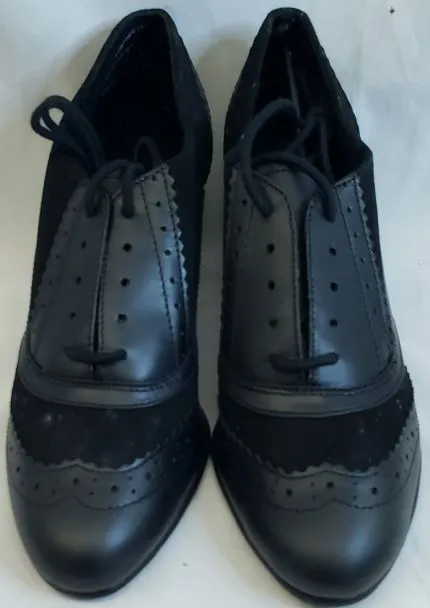 Earth Base Forest Path 2" Victoria -- Women's Character Oxford -- Black