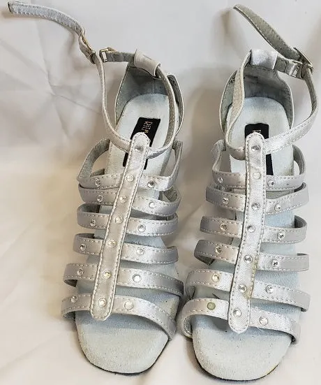 Free Soul Work Life 3.38" Brittany -- Flare Heel Latin Sandal -- Silver Satin