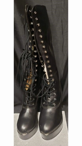 Stylish Look 4" Exotica -- Women's Platform Dress Boot -- Black