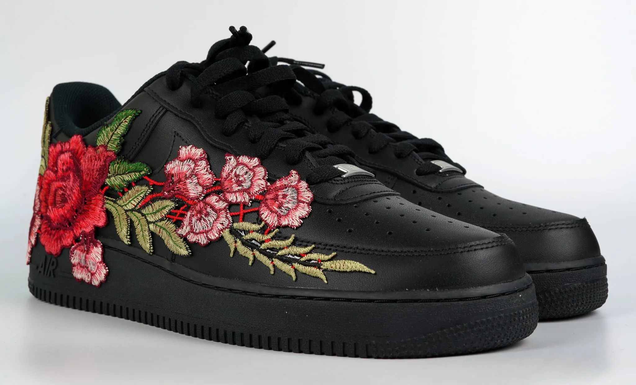 Air Force 1 Custom Black Rose Shoes Low Long Red Flower Floral Design Men Women Kids AF1 Ventilation holes Comfortable fit