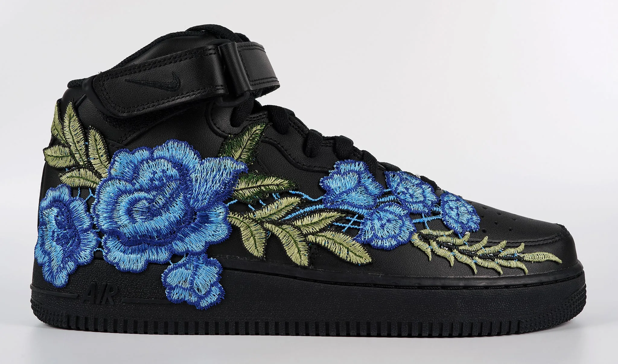 Wet Land Daily Essential Air Force 1 Custom Mid Blue Rose Shoes Flower Floral Black All Sizes Men Women Kids AF1 Sneakers