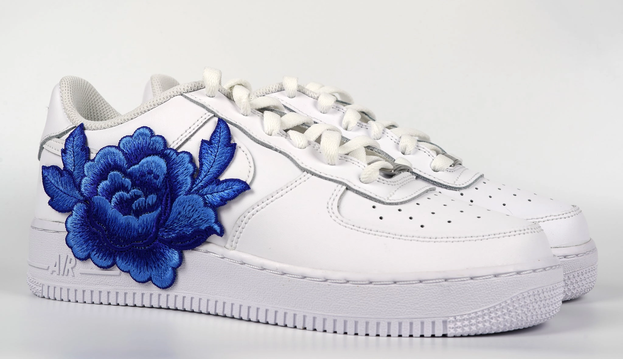 Air Force 1 Custom Blue Rose Shoes 2.0 Flower Floral Low Shoes Men Women Kids All Sizes AF1 Sneakers Angel Glow