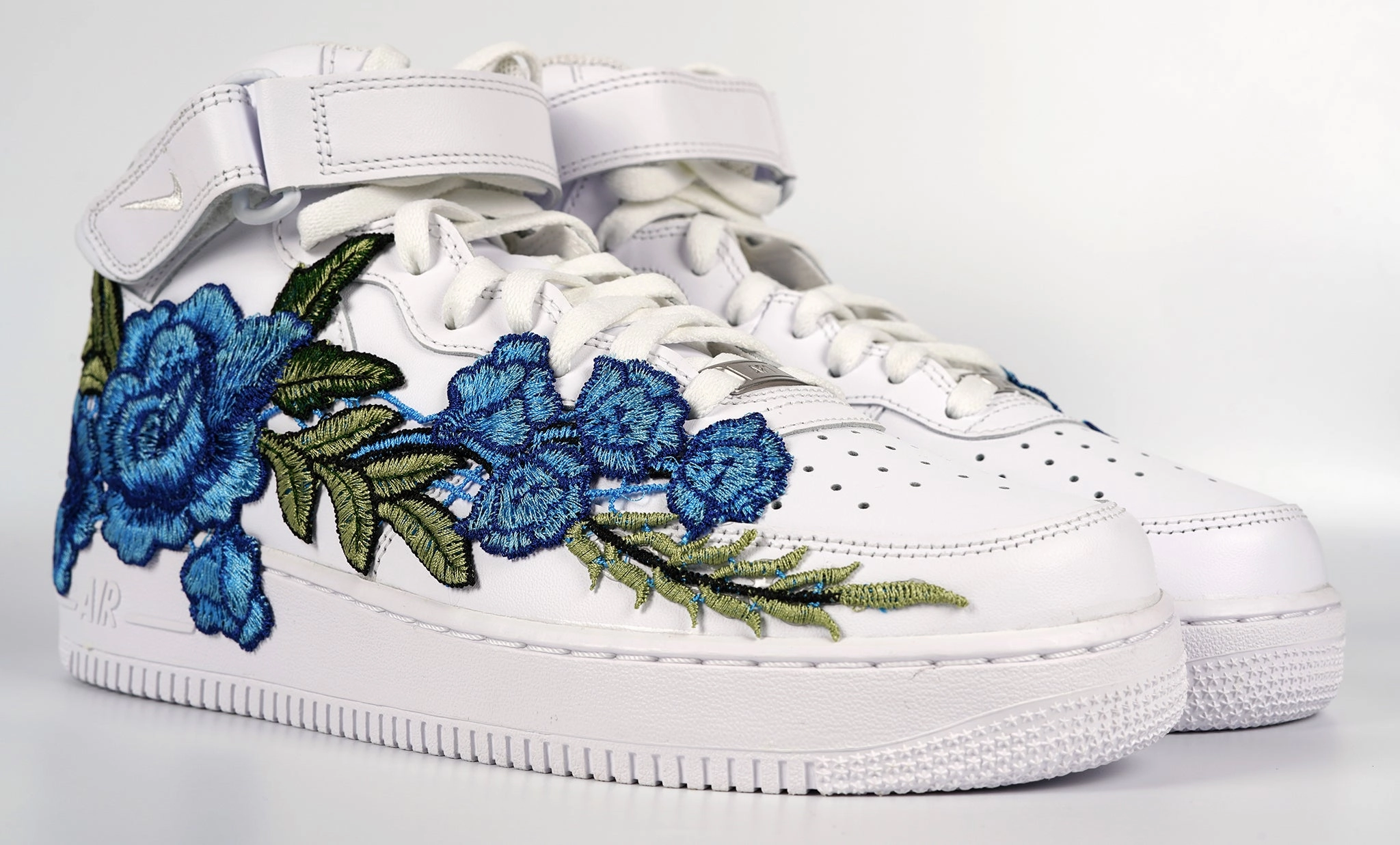 Air Force 1 Custom Mid Blue Rose Shoes Flower Floral White All Sizes Men Women & Kids AF1 Sneakers Dust Free Beach Fun