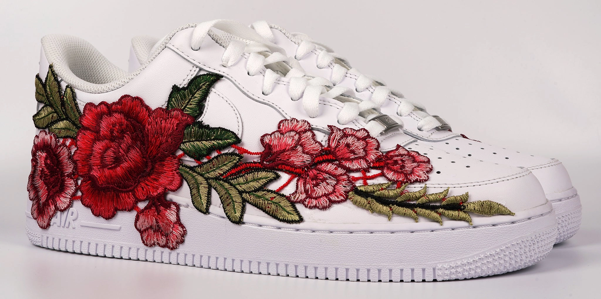 Event Mode Comfortable Air Force 1 Custom Red Rose Shoes Long Flower Floral Design White Low Men Women & Kids All Sizes AF1 Sneakers