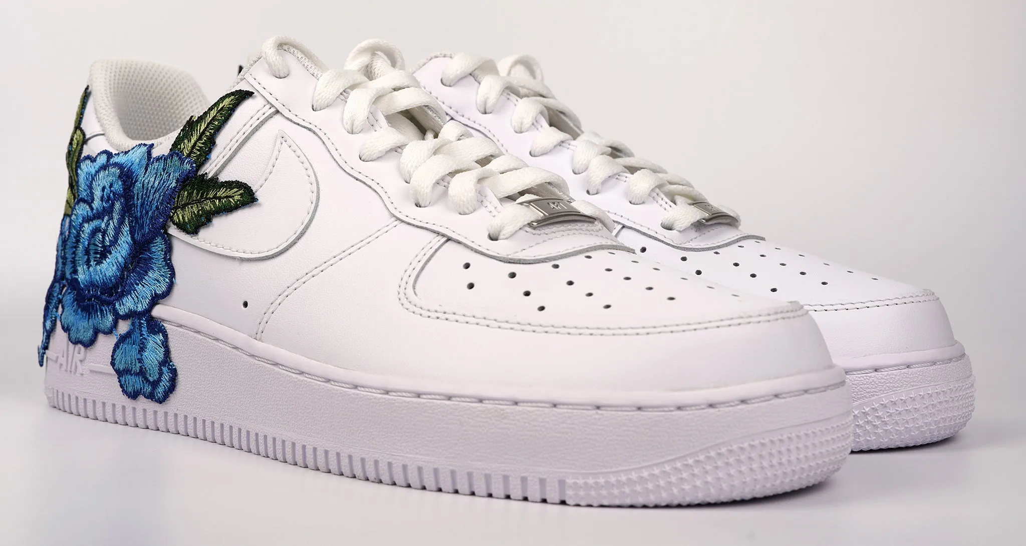 Air Force 1 Custom Blue Rose Shoes Short Flower Floral Design White Low Shoes Men Women & Kids All AF1 Sneakers Heart Glow Injury Safe