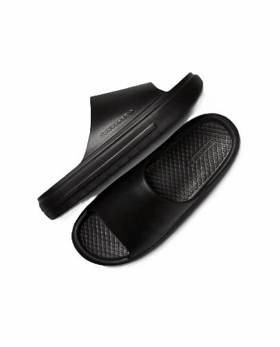 Fire Red A12174 Essential Slide Unisex