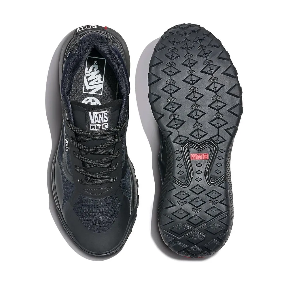 Vans Men's MTE Crosspath in Black/Black Island Step Flexibility Feature