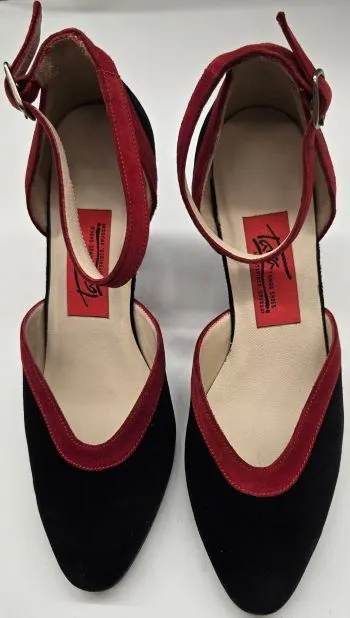 Angel Mood 2.5"  Pavaditas -- Women's Tango Shoe -- Black/Red Suede