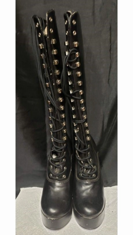 Classic Appeal Opulent Shade 5" Electra -- Women's Granny Style Dress Boot -- Black