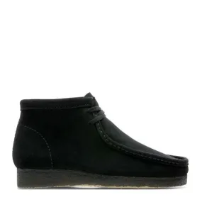 Water Repellent Clarks Men's Wallabee Boot in Black Suede Lightweight Structure