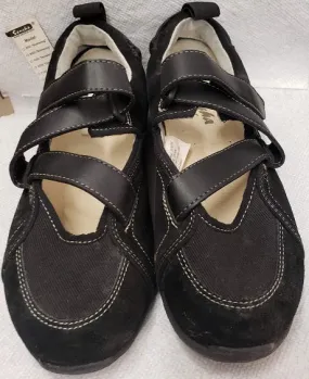 Antique Glow Dansurf -- Split Sole Dancesneaker -- Black