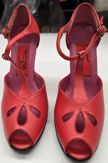 3.5" Malena III -- Women's Tango Shoe Water Edge