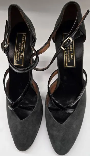 Short Trip 3.5" Vala -- Women's Tango Shoe -- Grey Suede/Black Patent