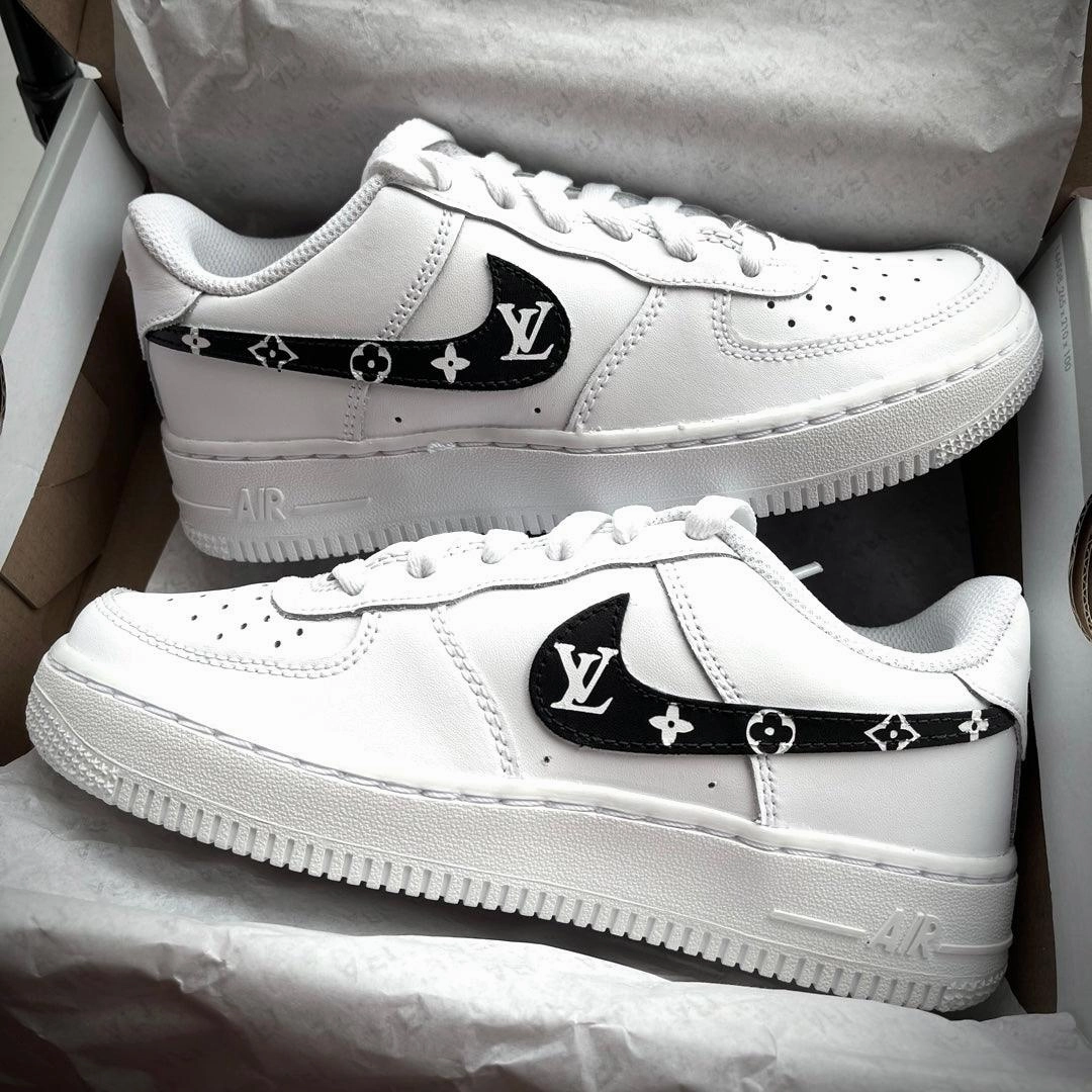 photo shoot Custom Black Lv Airforce 1