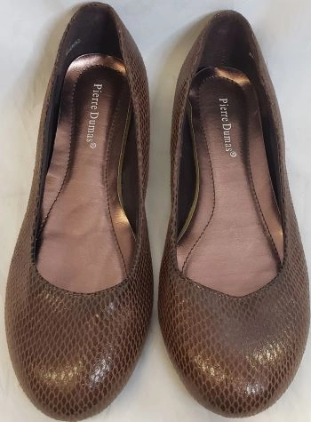 Bride Side Design Mood Mac -- Women's Flat Shoe