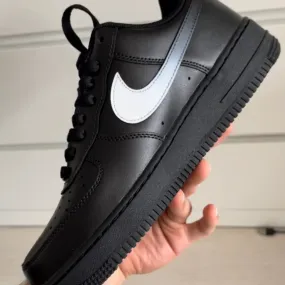 Carry Easy Nike Air Force "White Faded Swoosh"