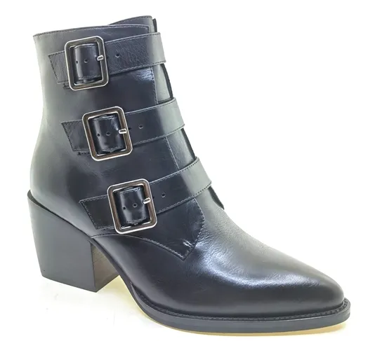 mud proof Music Festival Marzena By Django