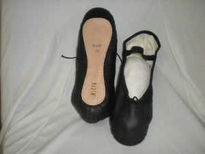 Training Mode Economy Dansoft -- Leather Full Sole Ballet -- Black