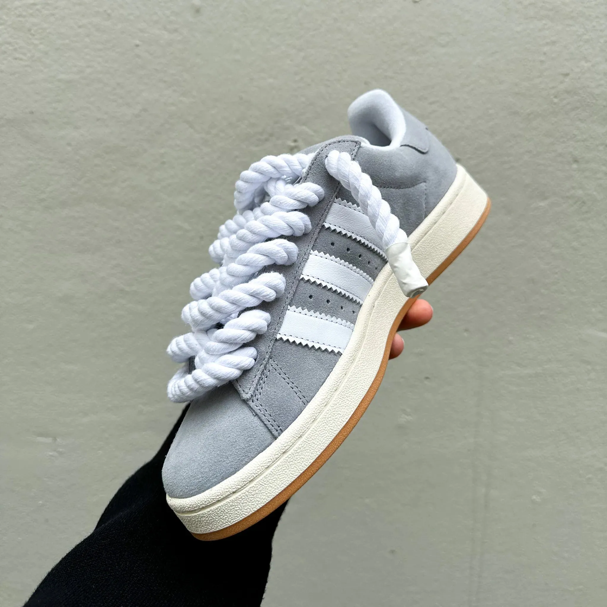 Mono Style Airport Easy Adidas Campus 00s Grey "Rope Laces" White