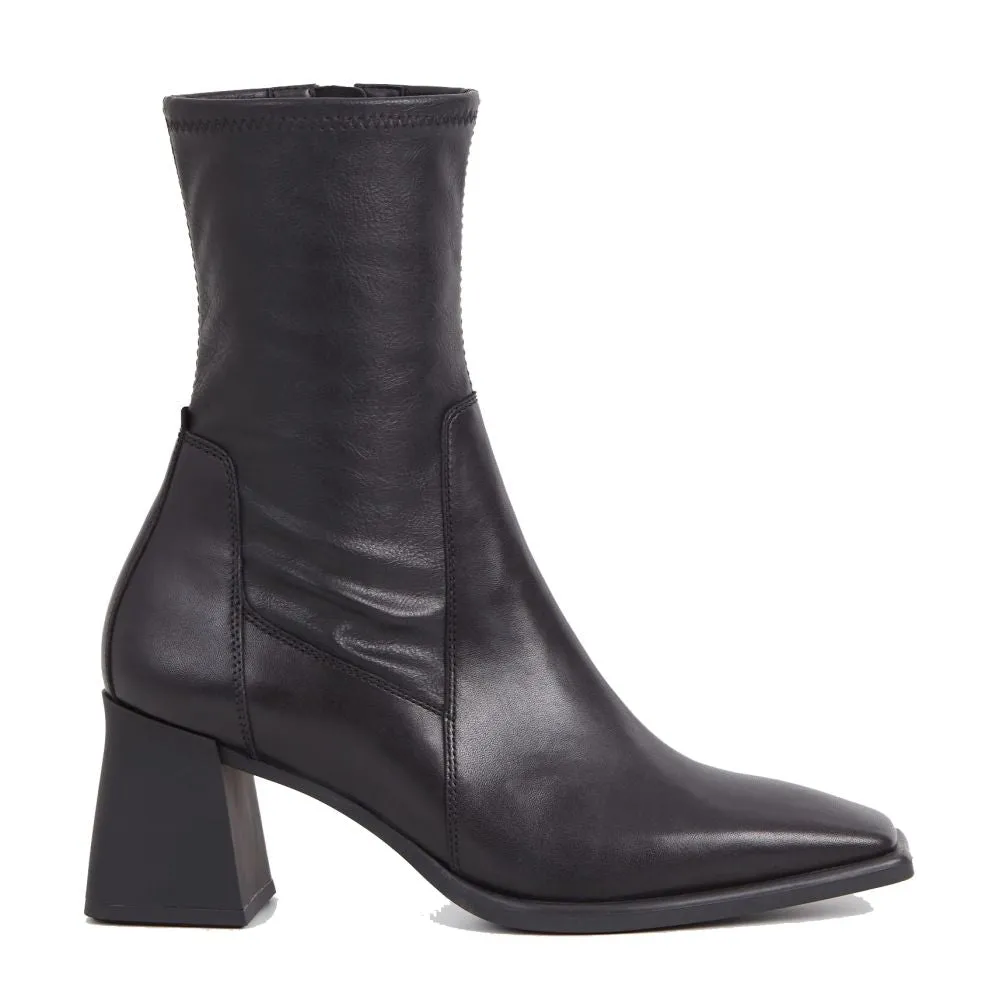 Everyday Style Vagabond Women's Hedda Boots in Black Clean Silhouette slip-resistant