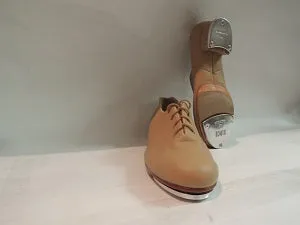 Chickie -- Split Sole Tap Oxford -- Tan Narrow Fit