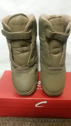 Arch support Trendy Hannah -- PU Hi-Top Split-Sole Dancesneaker -- Tan