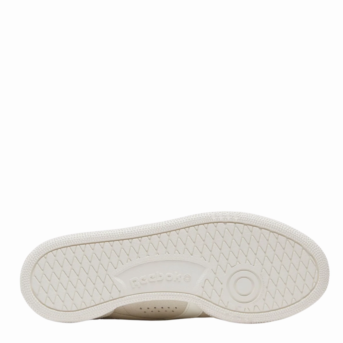 Reebok Women's Club C Grounds UK in Vintage Chalk/Chalk/Sand School Day Ocean Walk