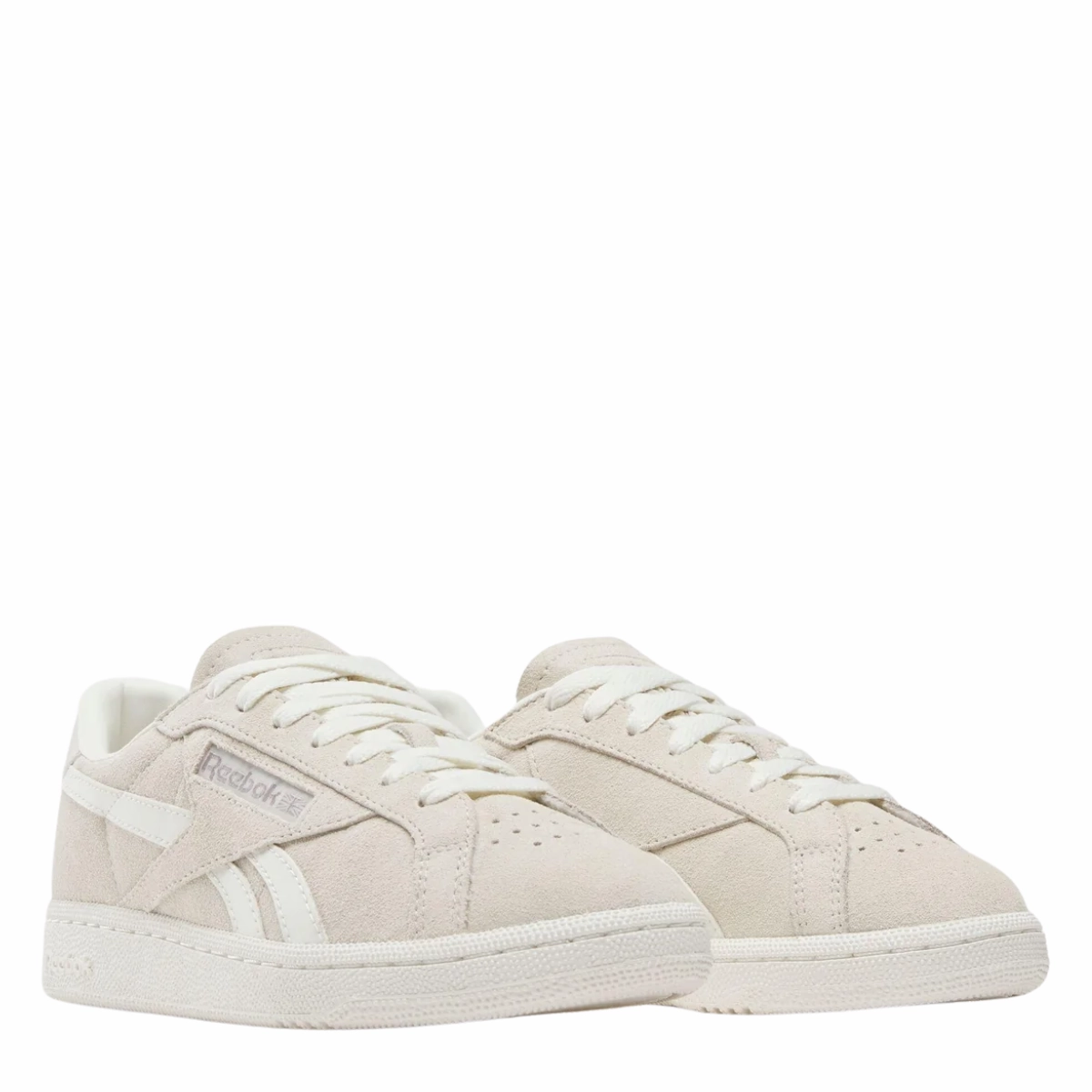 Reebok Women's Club C Grounds UK in Vintage Chalk/Chalk/Sand Street Ball