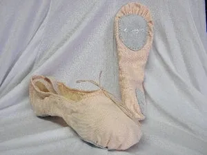 Quiet Step Juliet Canvas -- Women's Split Sole Ballet Slipper -- Pink