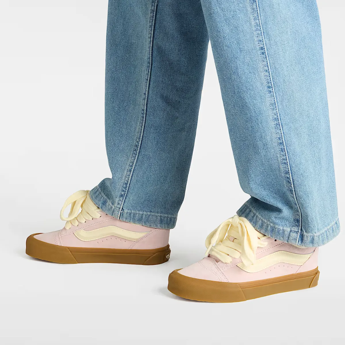 Vans Women's Knu Skool in Pink Clean Step