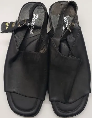 Smart Design Neutral Color 2" Falyn -- Women's Flat Sandal -- Black