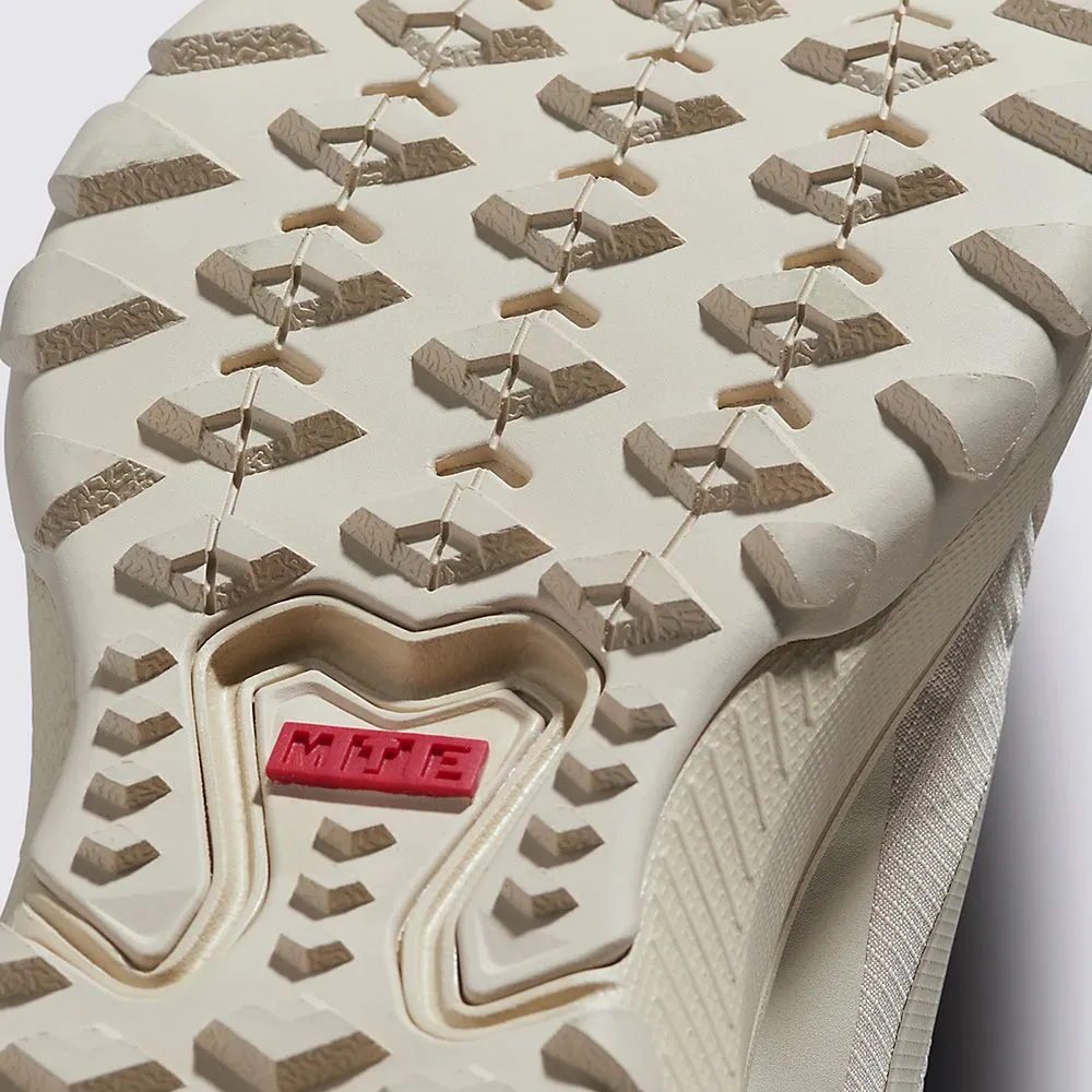 Vans MTE Crosspath Mid in Cream Angel Mood Flexibility Feature