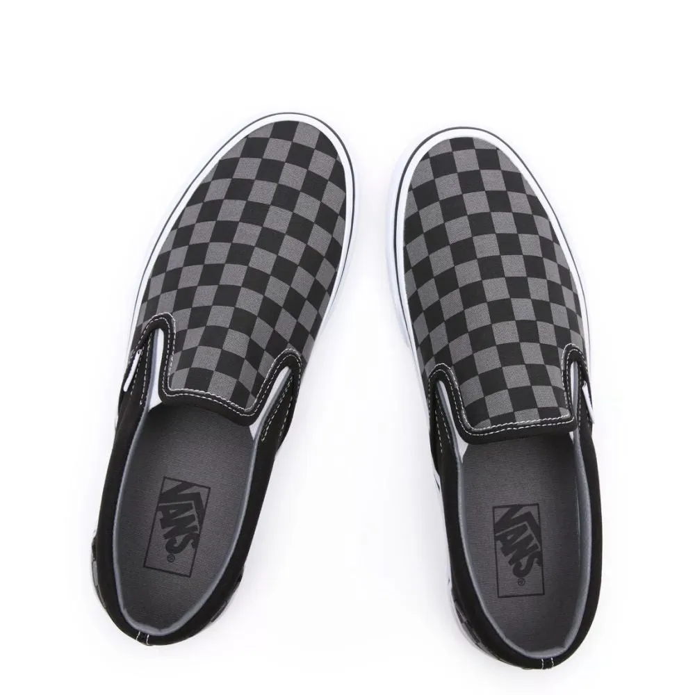 Vans Slip-On in Black/Pewter Year long