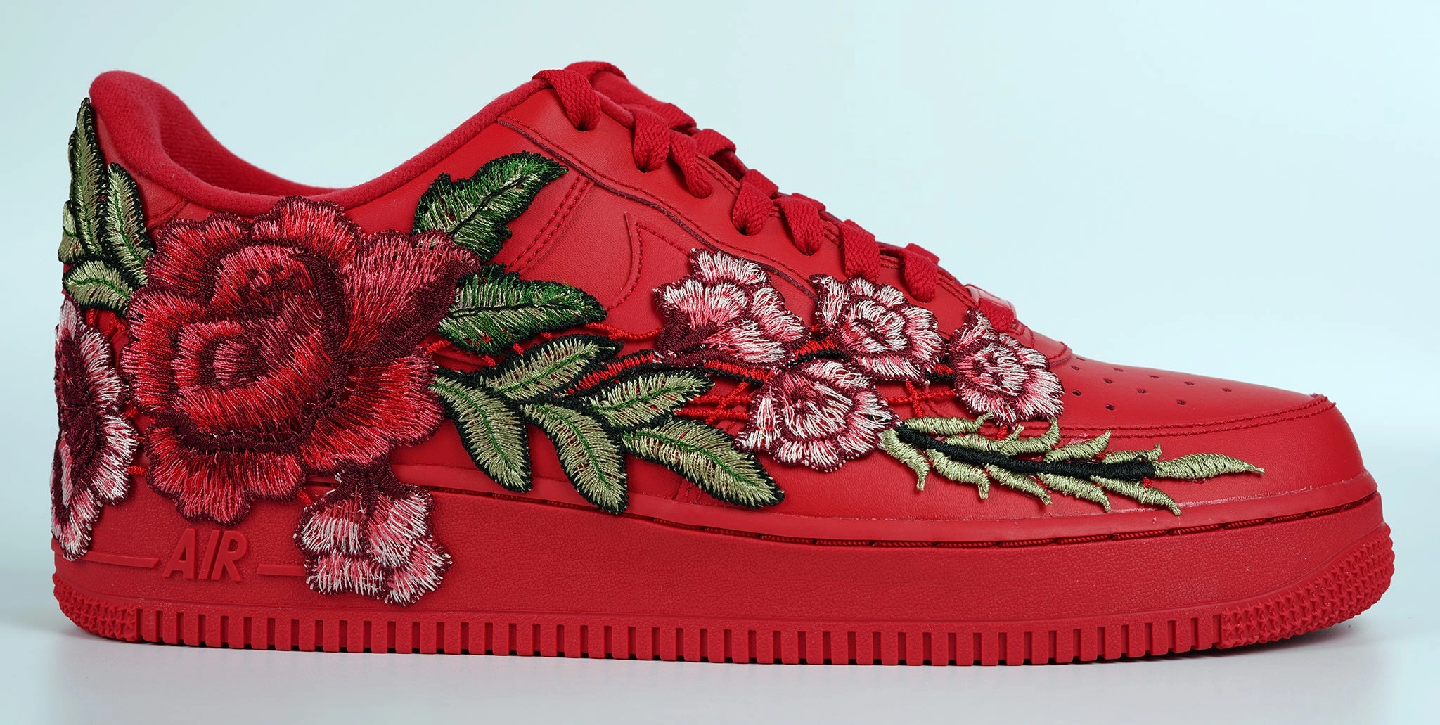 Air Force 1 Custom Triple Red Rose Shoes Long Flower Floral Casual Low Mens Womens Kids All Sizes AF1 Sneakers Style Base