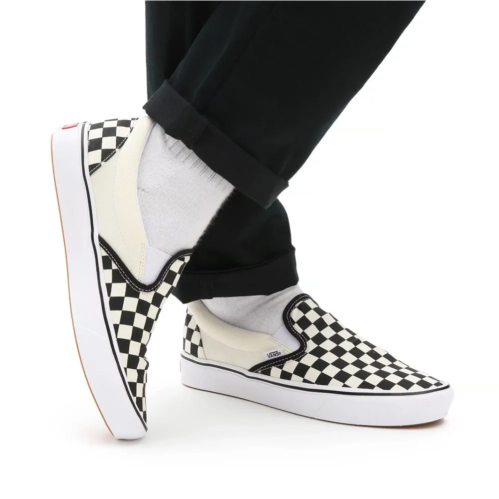 Durable outsole Vans ComfyCush Slip-On in Checkerboard/White
