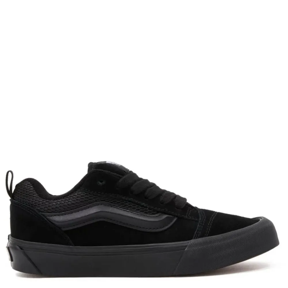 Vans Knu Skool in Black/Black Versatile Look Resilient Outsole Street Movement