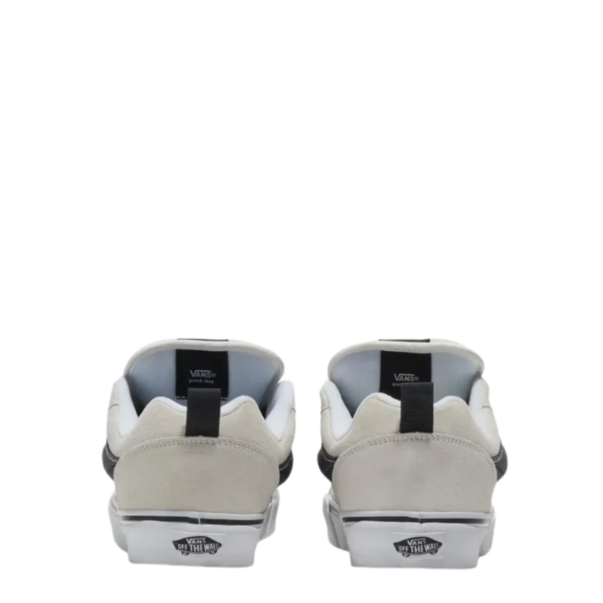 Vans Knu Skool in Cream/Black Agile Fit