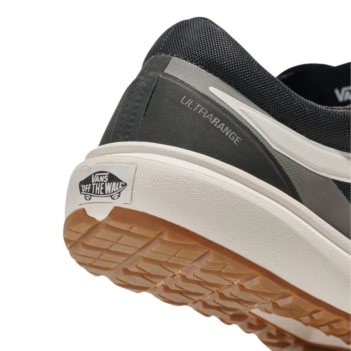 Suede Soft Vans Men's MTE UltraRange 2.0 in Black