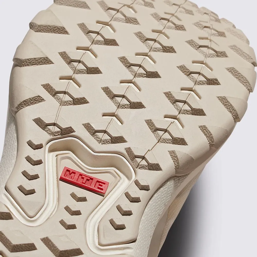Vans MTE Crosspath in Marshmallow Rubber Sole Rain Guard