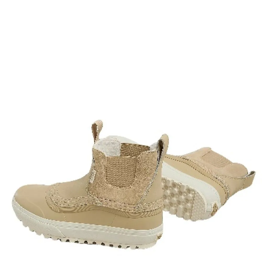 Tech Glow Core Flex Vans Standard Mid Chelsea MTE in Beige